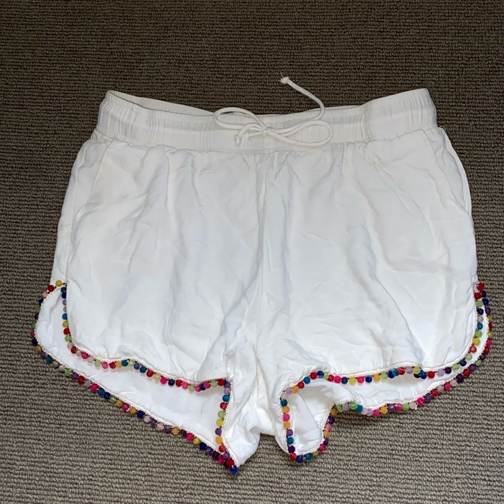 Honey Punch Beaded shorts 2’ inseam sz Med